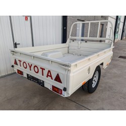 Remolque 750 kg Hilux con freno