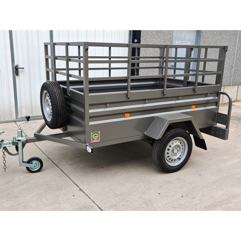 Remolque con barandillas