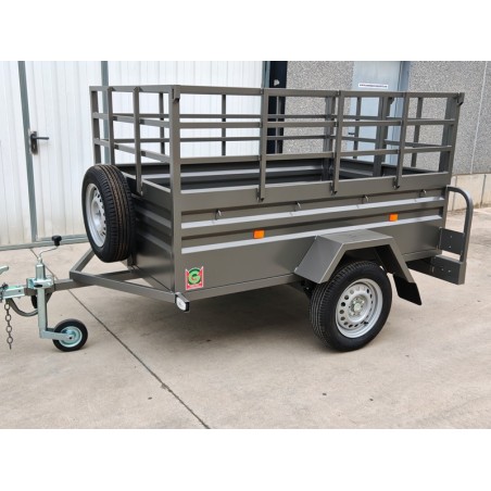 Remolque con barandillas