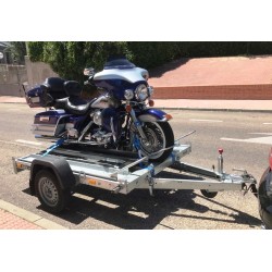 Alquiler de remolque portamotos 750 kg