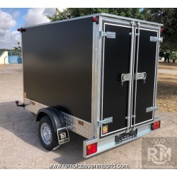 Remolque caja cerrada 750 kg